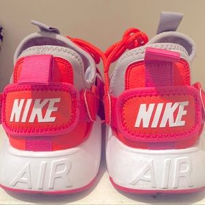 Nike Air Huarache City Low 5 Running Shoes